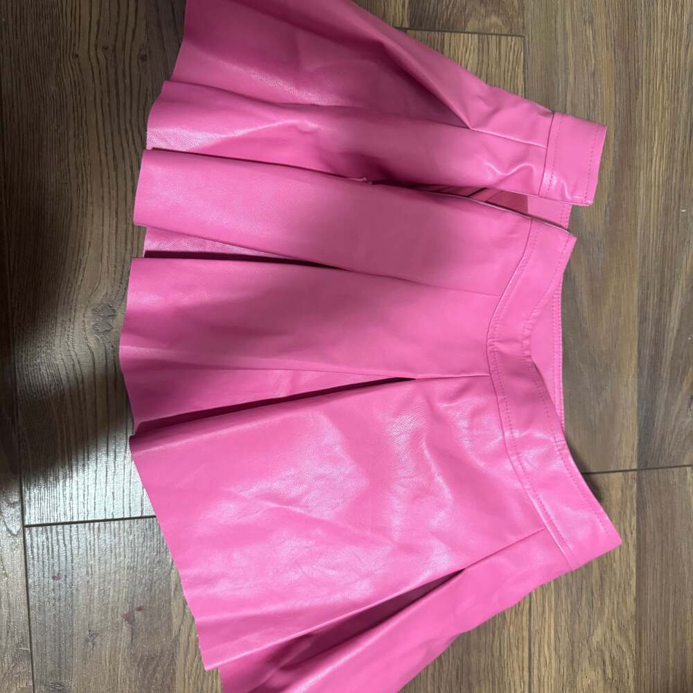 ICON Pink Solid PU Pleated Fashion Mini Skirt